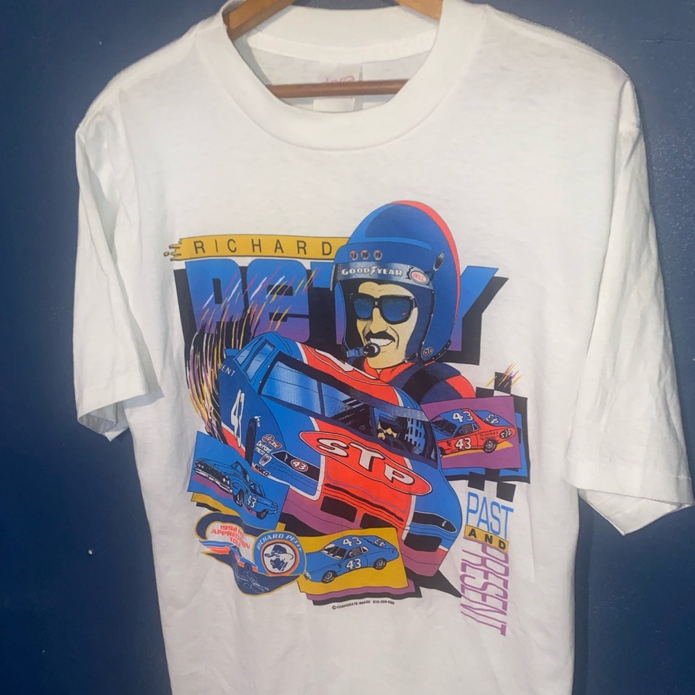 Vintage Racing Graphic Tee 1992 size L adult